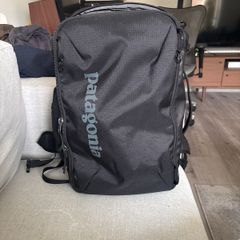 Patagonia mini mlc black backpacking
