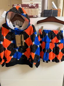 Burberry girls hoodie sets 4/5y