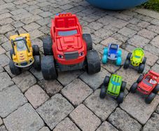 Blaze and the monster machine toys