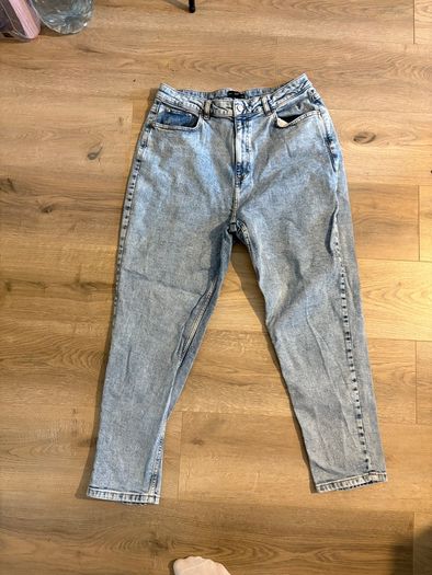 Mom jeans