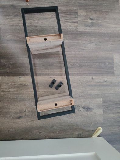 Floating shelf