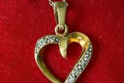 Gold 925 Open Heart pendent and chain