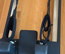 Pilates reformer machine