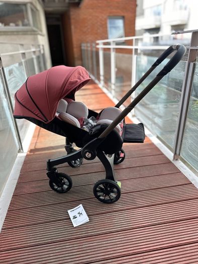 Brand new car seat / stroller / pram
