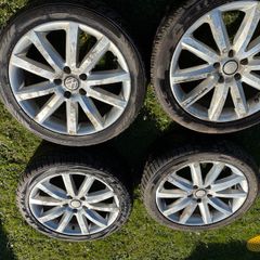 Volkswagen 20'' Alloy Wheels & Toyo Tyres