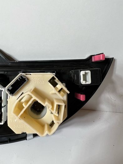 Toyota Yaris 3 Ac Control Panel 55903 75f604 Climate Control Panel  A1l 1b14s
