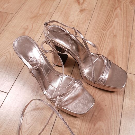 Zara Rose Gold Metallic Strappy Lace-Up Platform Block Heels 7UK/40EU