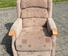 Rise & Recline Armchair (Tilt & Lift)