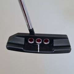 Scotty Cameron Newport 2.6 putter
