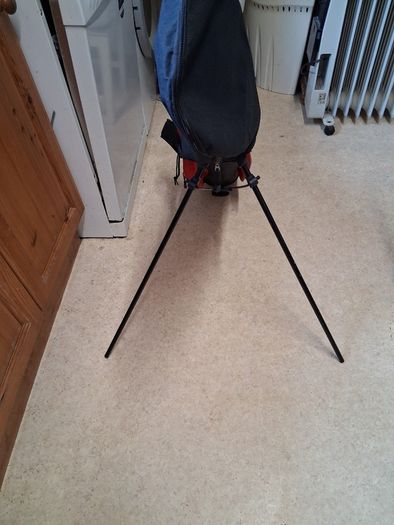 Golf clubs.Set Of Wilson Right Handed Golf Clubs For A 12 To 14 Year Old. Collect In Dublin Or Receive Via Post.