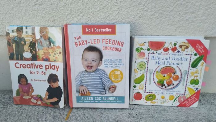 baby books - nutrition and play