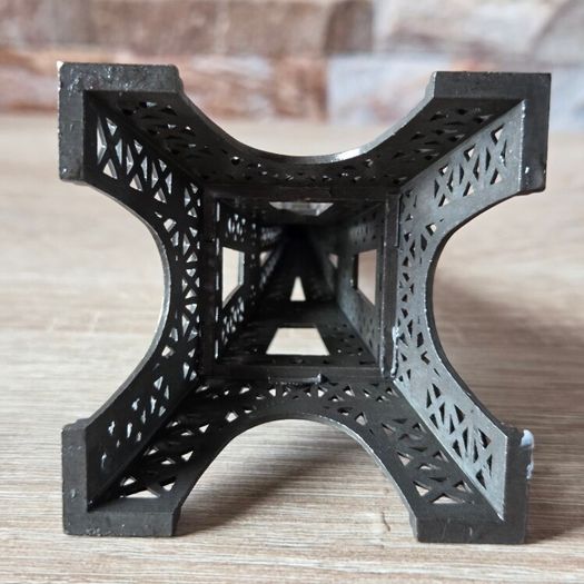 Eiffel Tower figurine and souvenir model