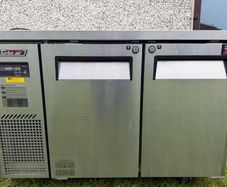 Fridge freezer