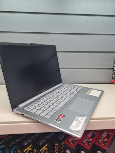 New Asus Vivobook Go 15  Ryzen 5 7520u 8gb Ram  512gb Ssd  15.6" Fhd 12 Months Warranty