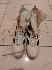 Boxing boots