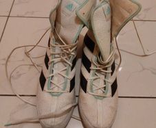 Boxing boots