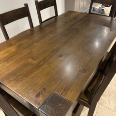 dining table & chairs