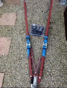 No light 220 euro   Heavy duty towing a frame 3t with magnetic lights 290 euro