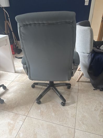high adjustable office/gaming chair