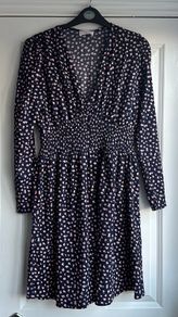 Ladies dress - sz medium