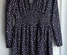 Ladies dress - sz medium