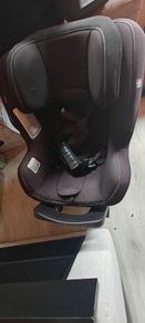 Baby car seat with isofix