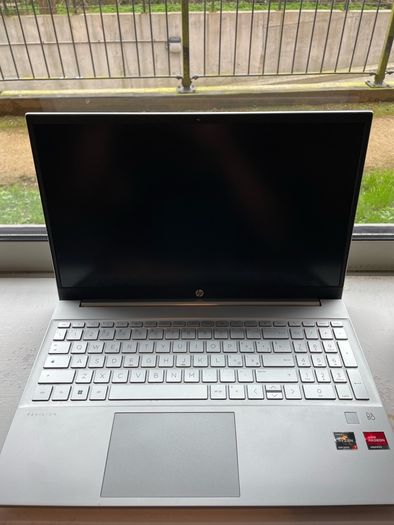 HP Pavilion 15 - Ryzen 7 5700U | 16GB RAM | 477GB | Windows 11