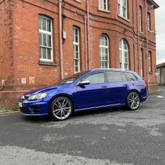 Volkswagen Golf R
