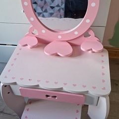 Vanity Table