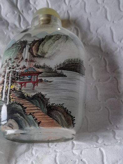 old oriental snuff bottle