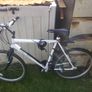 men's bike good condition equipped with extras, rear mudguard, front, rear light, pump, kickstand, lock ! no offer! Image 3