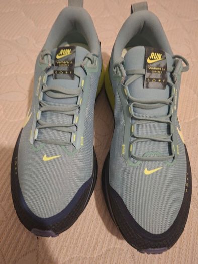 Mens shoes