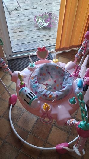 minnie mouse activity centre