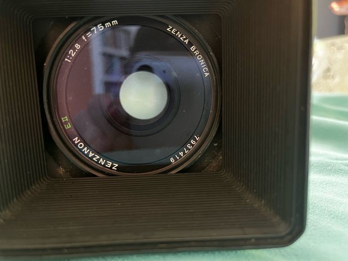 bronica etrsi medium format camera, lens, viewfinder and grip