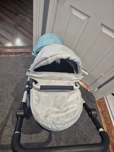 Doll pram