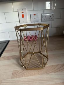 Gold finish utesil holder new