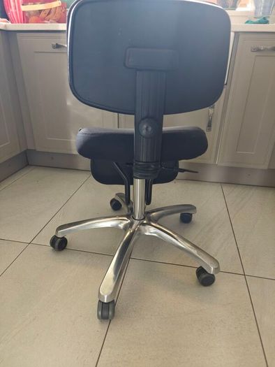 kneeling office chair