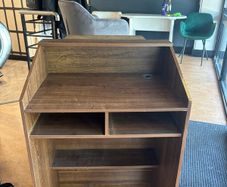 Reception desk, cashier counter, or hostess/podium stand