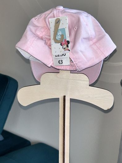 Baby Girls Pink Mini Mouse Cap. Age 6-9 months / EU 47cm