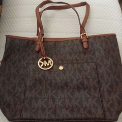 Michael kors ladies bag