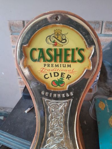 vintage  cashels cider font
