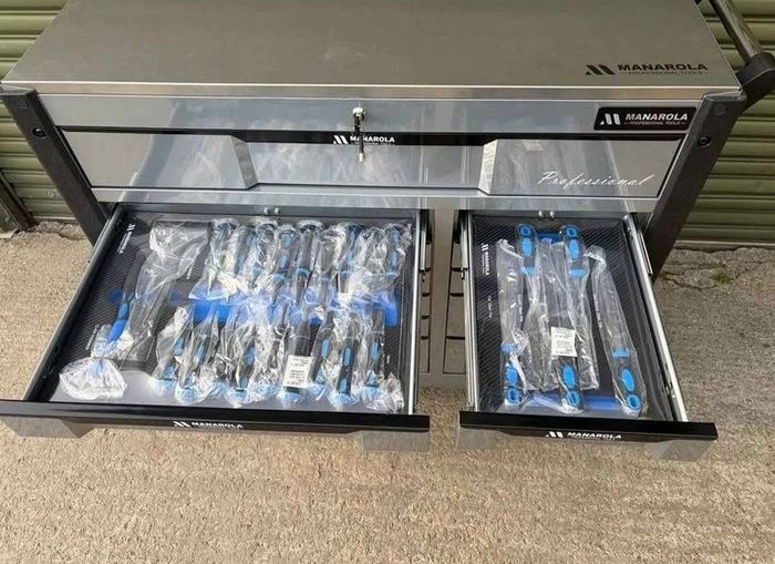 12 Drawer toolbox full of tools+free impact socket set