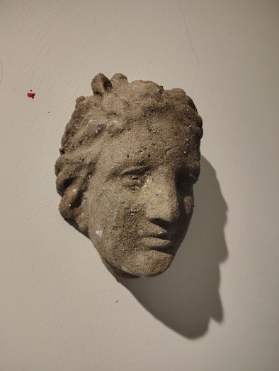 classical cast garden decor