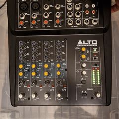 Alto Professional ZMX862 sound mixer.