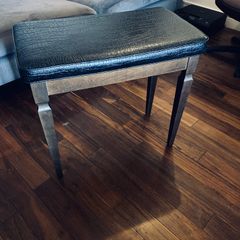 Piano stool