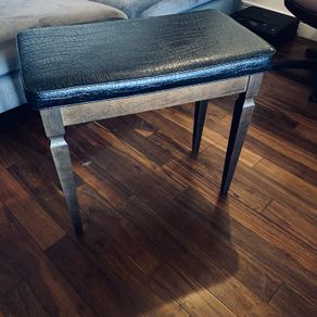 Piano stool