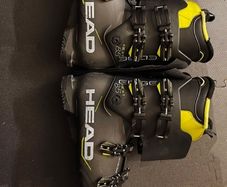 Ski boots Head