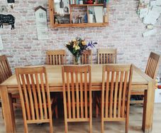 Solid Oak extendable Dining table with drawers