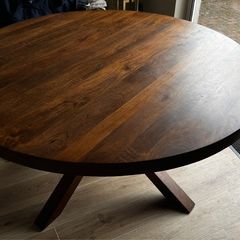 Round Dining Table with Starburst Legs, Ex Display Like New