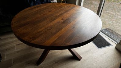 Round Dining Table with Starburst Legs, Ex Display Like New